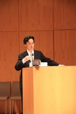 Greetings from Consul General Michii