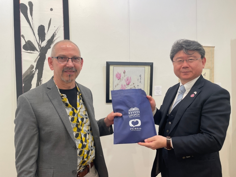 Consul General Takahashi and Mr Judson Evans