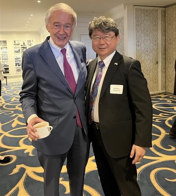 Consul General Takahashi and U.S. Senator Ed Markey