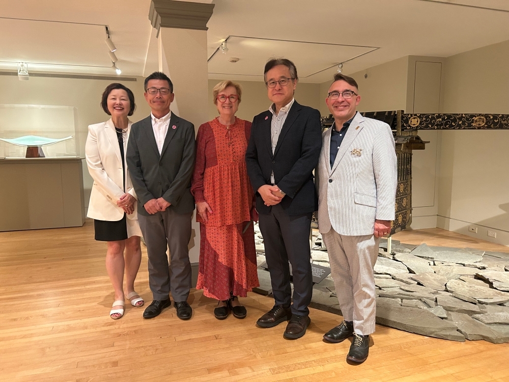 Deputy Consul General Minoya visits Peabody Essex Museum