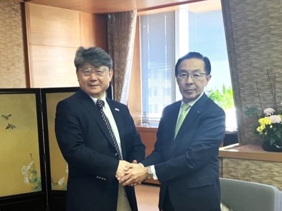 西脇京都府知事と髙橋総領事