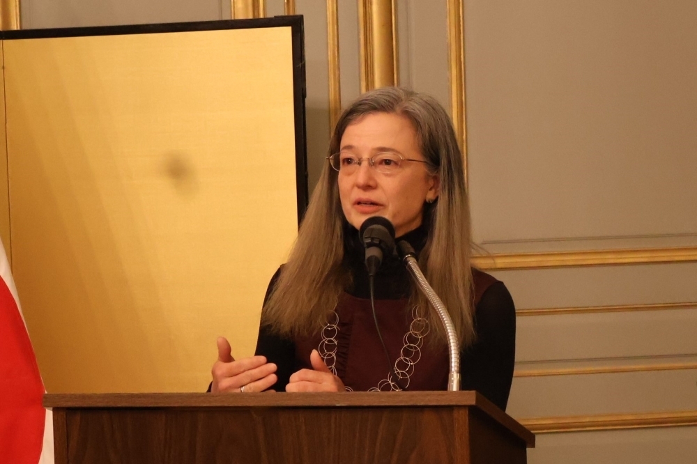 The Handover Ceremony of the Foreign Minister’s Commendation 